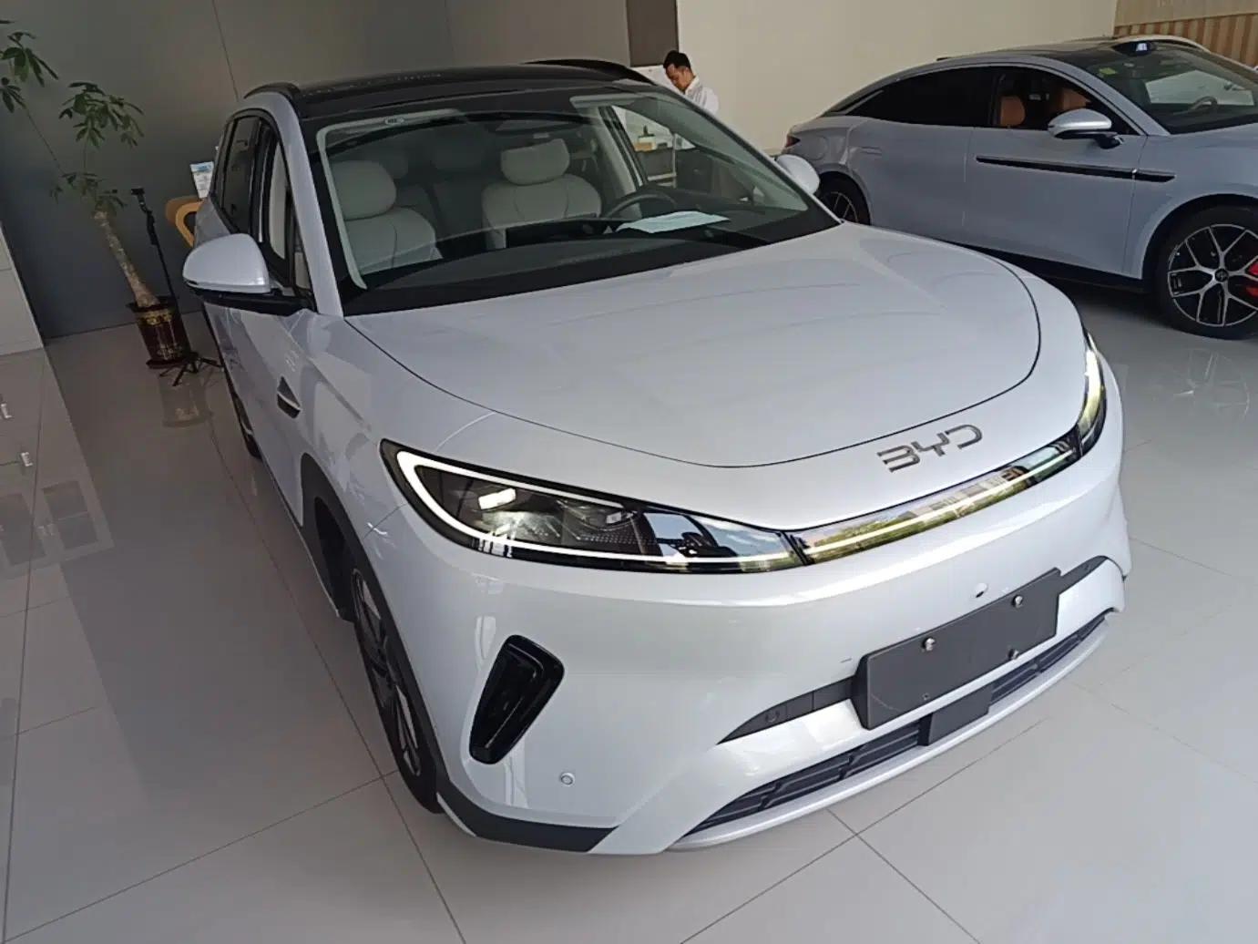 BYD Sealion 05 EV 2025 520 km Flagship SmartDrive Version — миниатюра 3