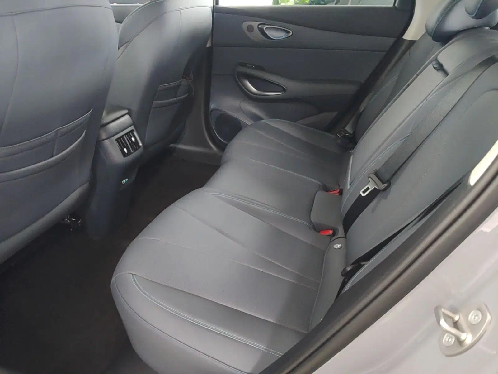 BYD Sealion 05 DM-i 2026 Model DM-i 220 Smart Navigation Edition — миниатюра 20