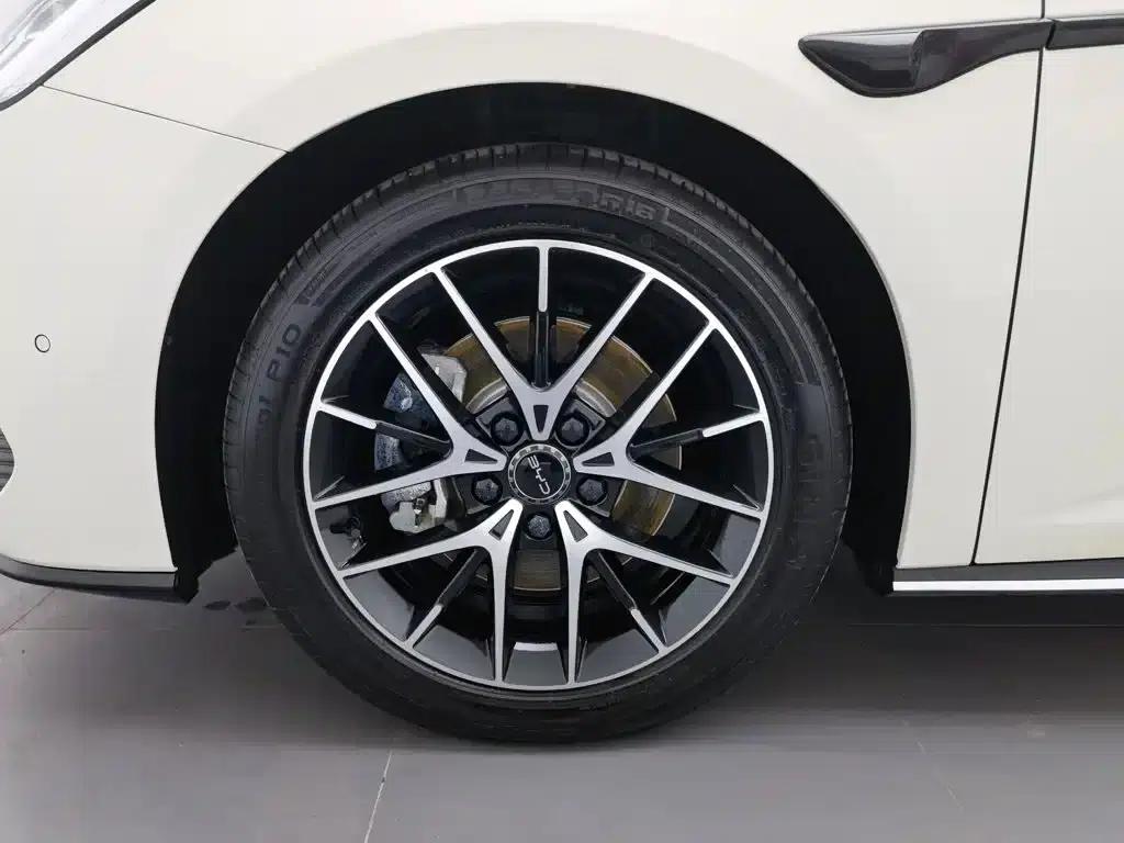 Seal 07 DM-i 2025 Intelligent Driving Edition DM-i 1.5L 125km Luxury Model — миниатюра 17