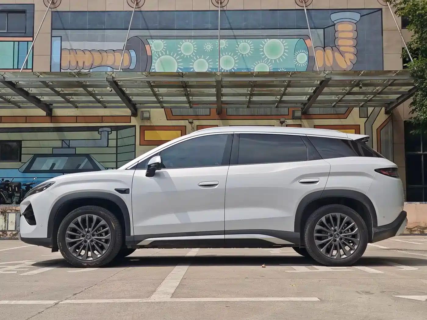 Song Ultra 2026 EV 710KM Super Edition — миниатюра 6