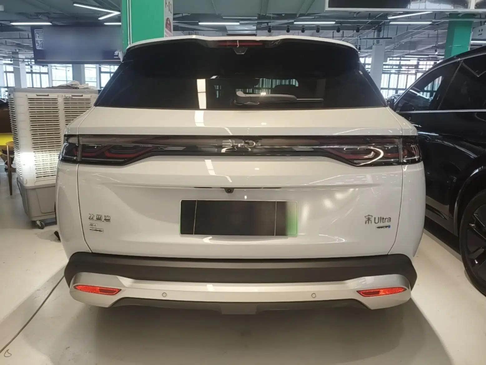 BYD Song Ultra EV 2026 Model 710KM Excellence Version — миниатюра 5