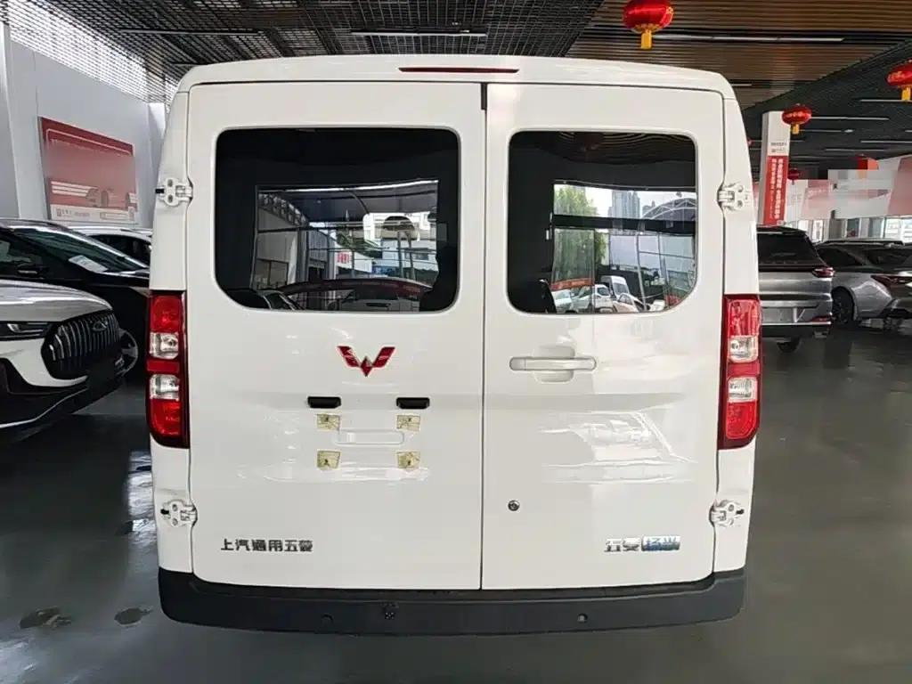 Wuling Yangguang 2024 Model 300km Comfort Bus Version 75kW — миниатюра 6