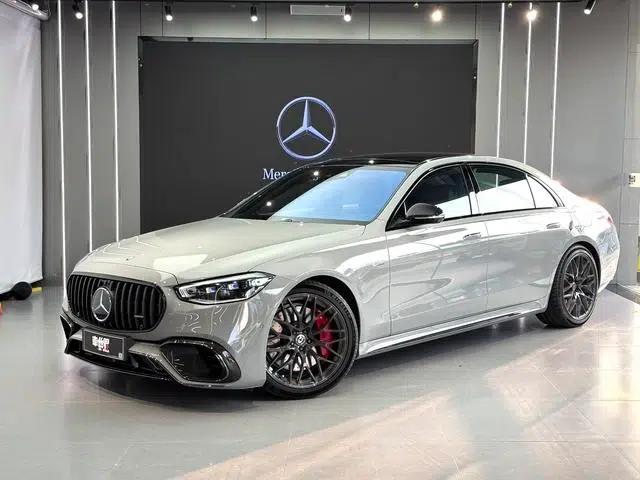 2024 Mercedes-Benz S-Class AMG PHEV AMG S 63 L E Performance