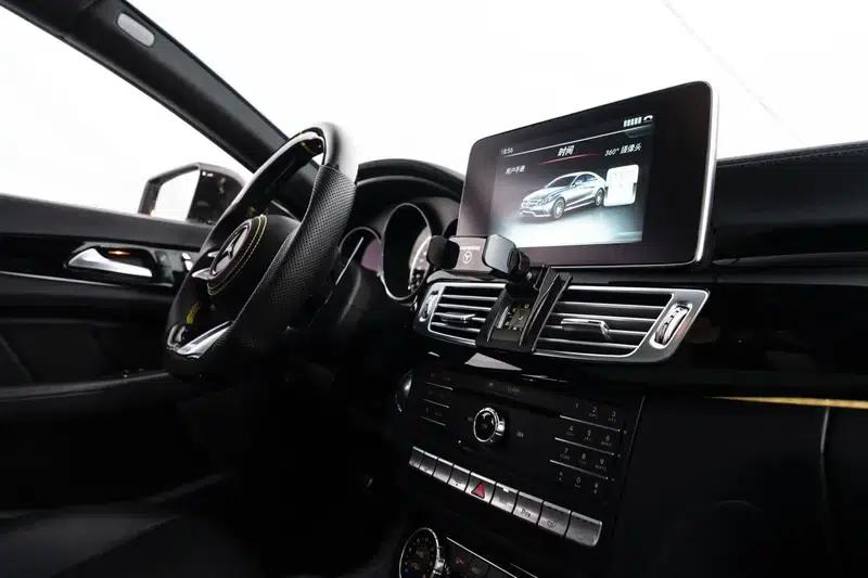 2015 Mercedes-Benz CLS-Class AMG 63 4MATIC — миниатюра 12