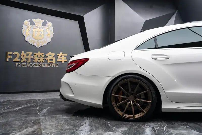 2015 Mercedes-Benz CLS-Class AMG 63 4MATIC — миниатюра 13
