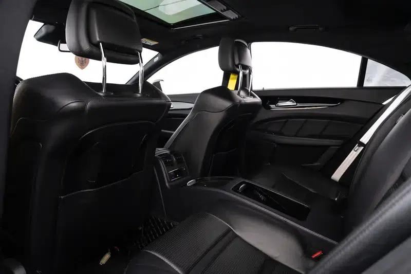 2015 Mercedes-Benz CLS-Class AMG 63 4MATIC — миниатюра 28