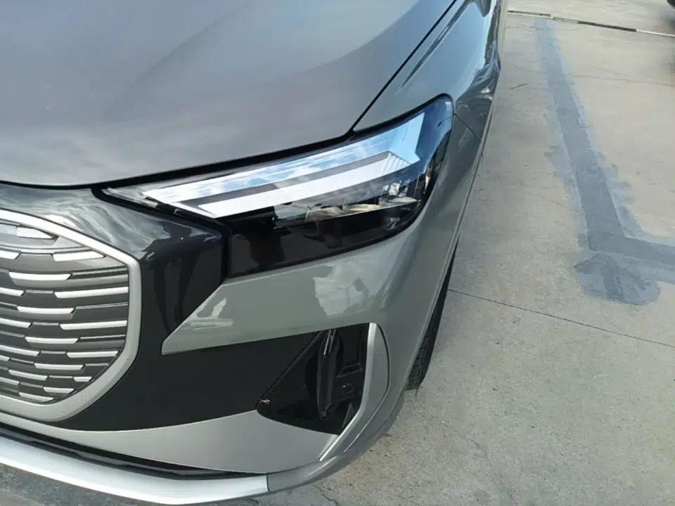 Audi Q4 e-tron 2023 40 e-tron Boundary Edition — миниатюра 8