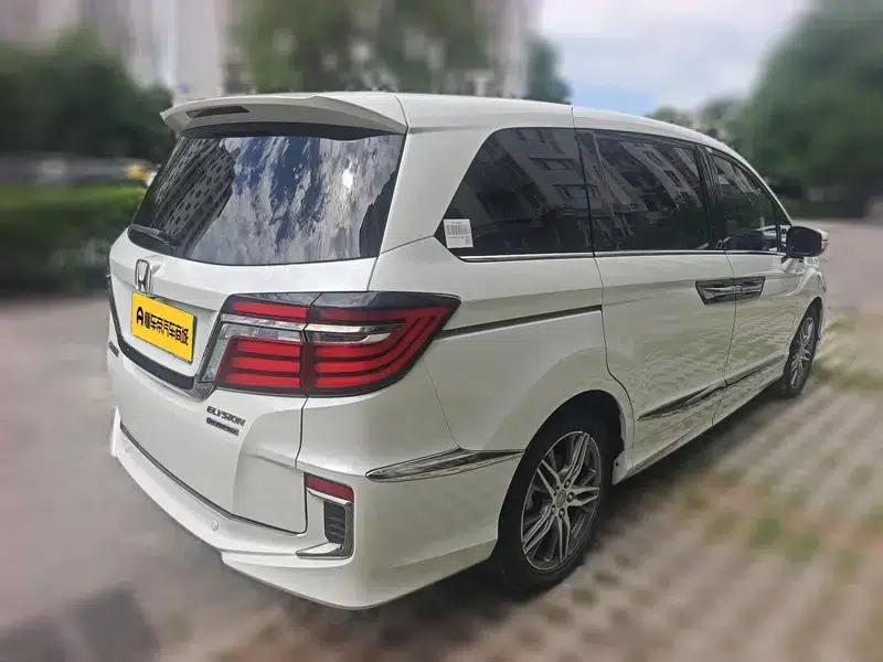Elysion 2019 2.0L Hybrid Supreme Edition — миниатюра 4