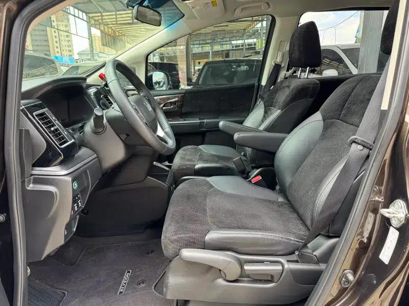 Elysion 2016 2.4L Classic Edition — миниатюра 13