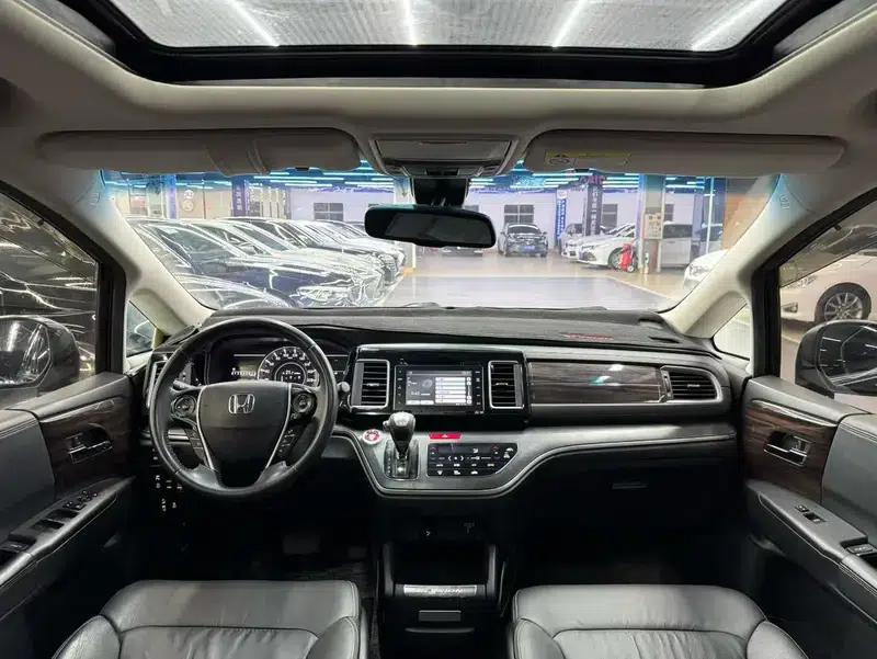 Elysion 2016 2.4L Supreme Edition — миниатюра 7