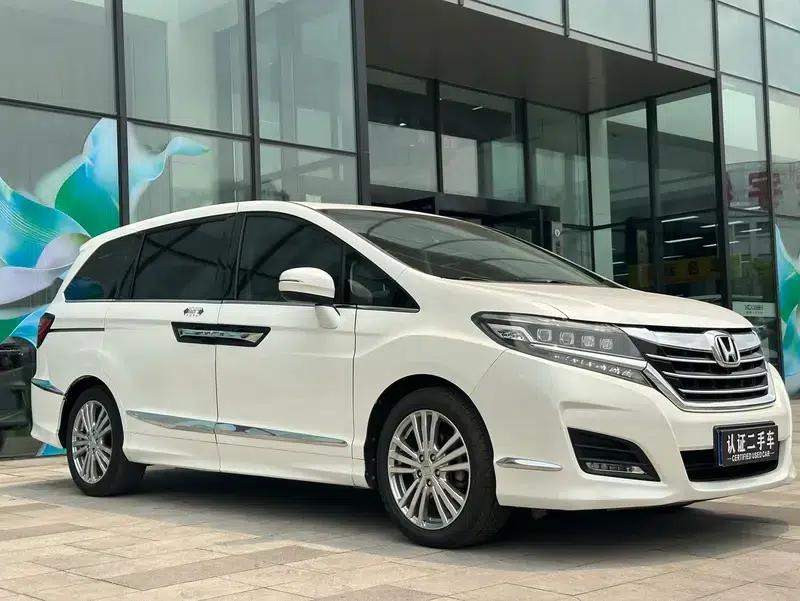 Elysion 2016 2.4L Luxury Edition — миниатюра 3