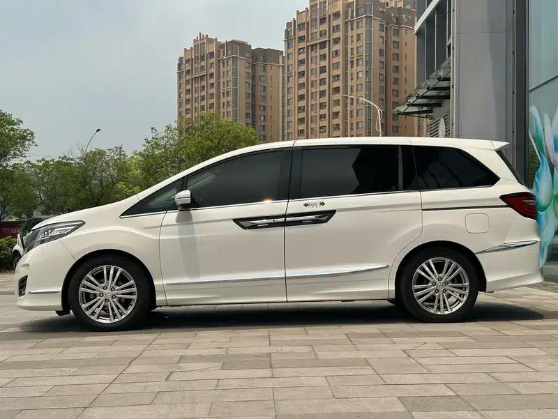 Elysion 2016 2.4L Luxury Edition — миниатюра 4