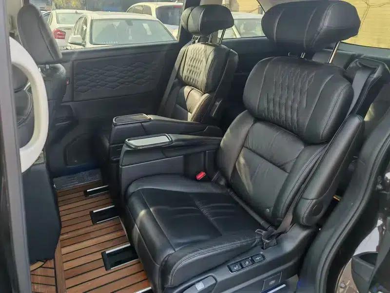Elysion 2022 2.0L Hybrid Luxury Edition — миниатюра 10