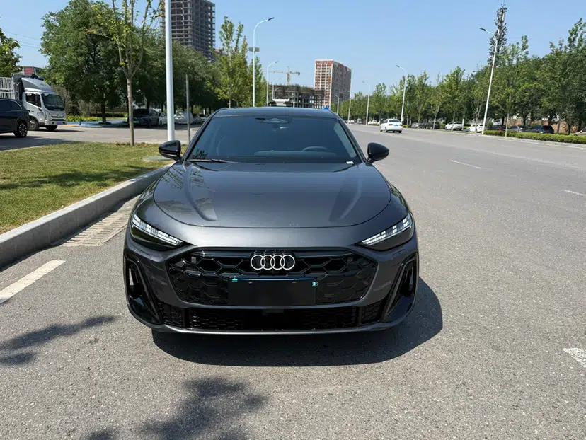 Audi A5L 2026 2.0T Sport Plus — миниатюра 2