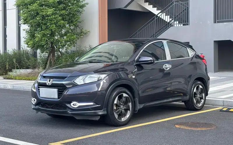 Vezel 2016 1.8L CVT 2WD Pioneer Edition — миниатюра 1