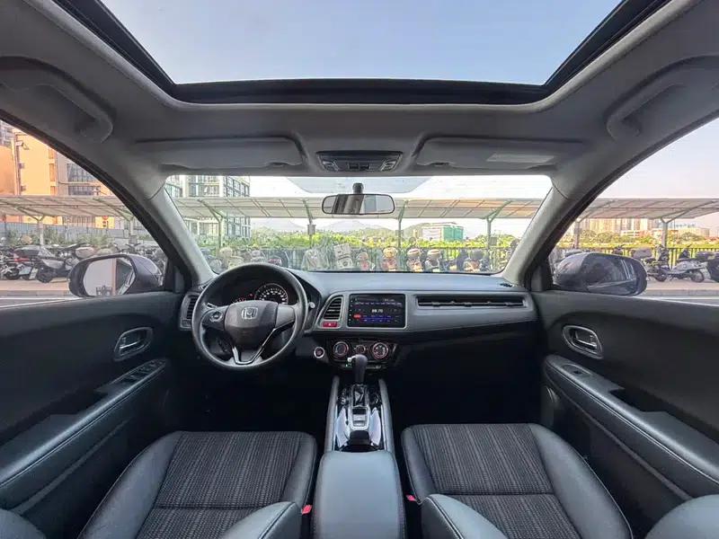 Vezel 2016 1.8L CVT 2WD Pioneer Edition — миниатюра 7