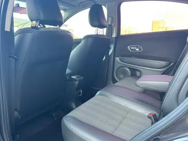 Vezel 2016 1.8L CVT 2WD Pioneer Edition — миниатюра 9