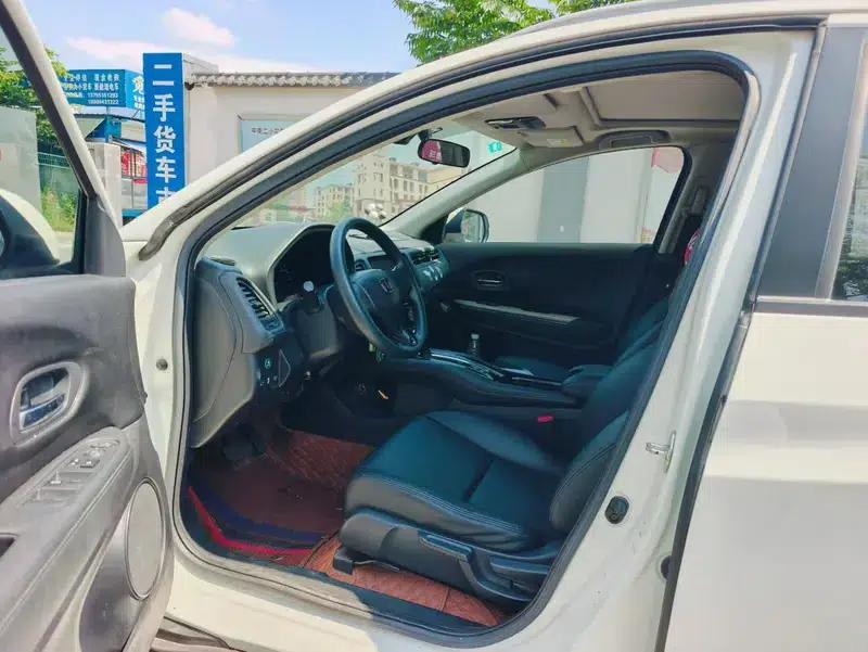 Vezel 2022 1.5L CVT Elite Smart Edition — миниатюра 8