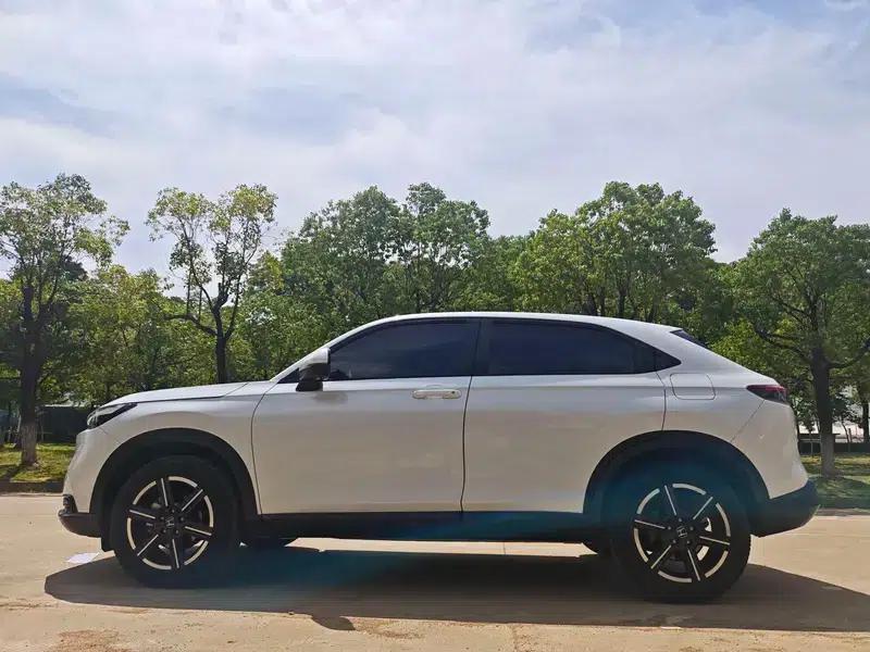 Vezel 2023 1.5L CVT Elite Edition — миниатюра 4