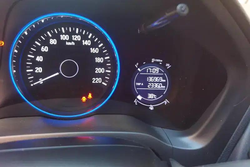Vezel 2017 1.8L CVT 2WD Pioneer Edition — миниатюра 13