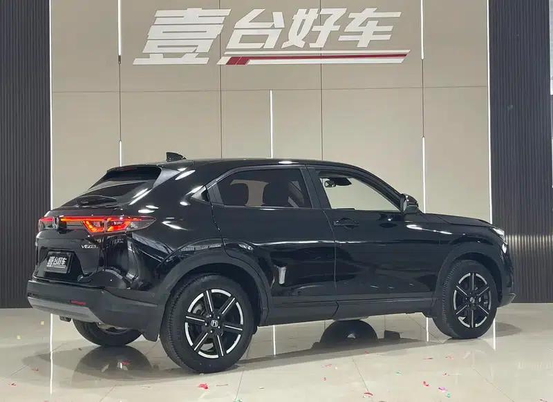 Vezel 2023 1.5L CVT Tech Edition — миниатюра 6