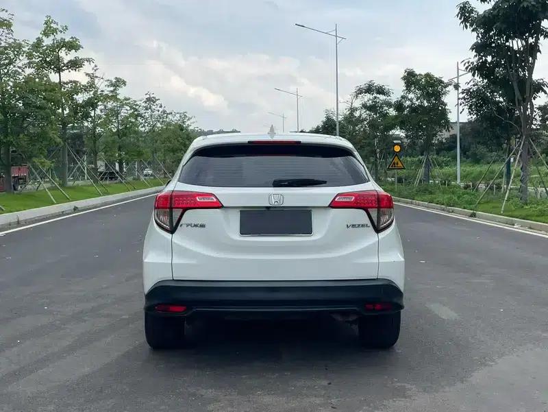 Vezel 2020 1.5L CVT Pioneer Edition — миниатюра 3