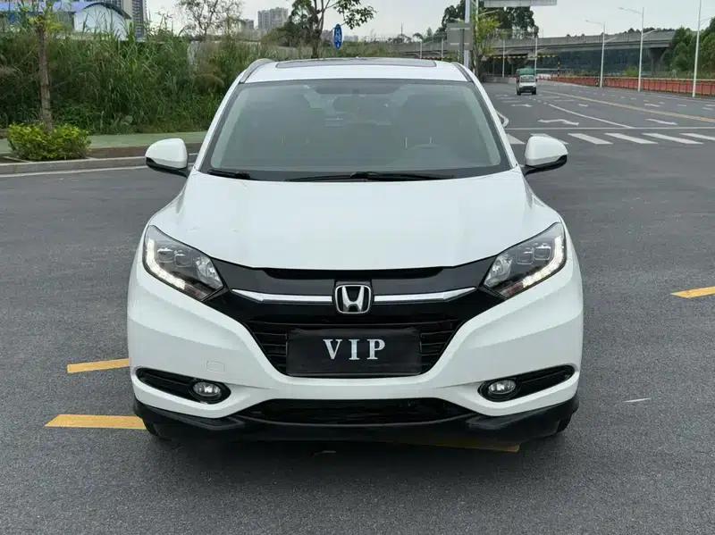 Vezel 2017 1.8L CVT 2WD Pioneer Edition — миниатюра 2