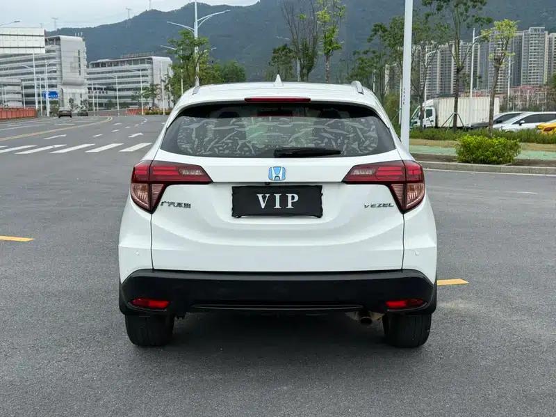 Vezel 2017 1.8L CVT 2WD Pioneer Edition — миниатюра 5