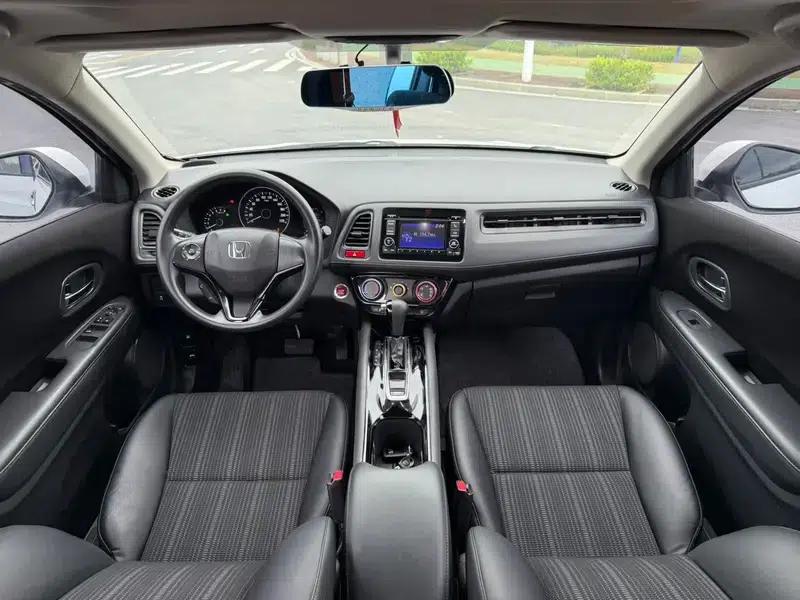 Vezel 2017 1.8L CVT 2WD Pioneer Edition — миниатюра 7