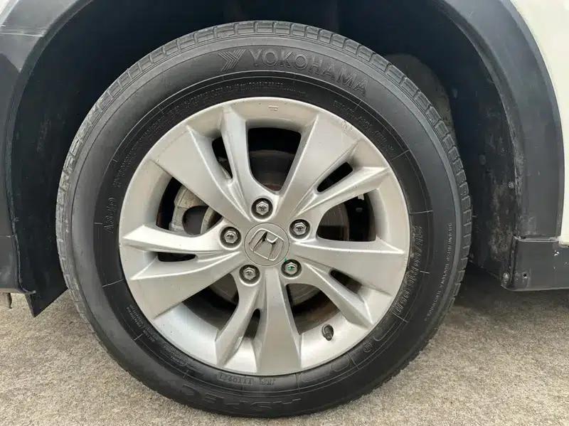 Vezel 2017 1.5L CVT 2WD Comfort Model — миниатюра 8