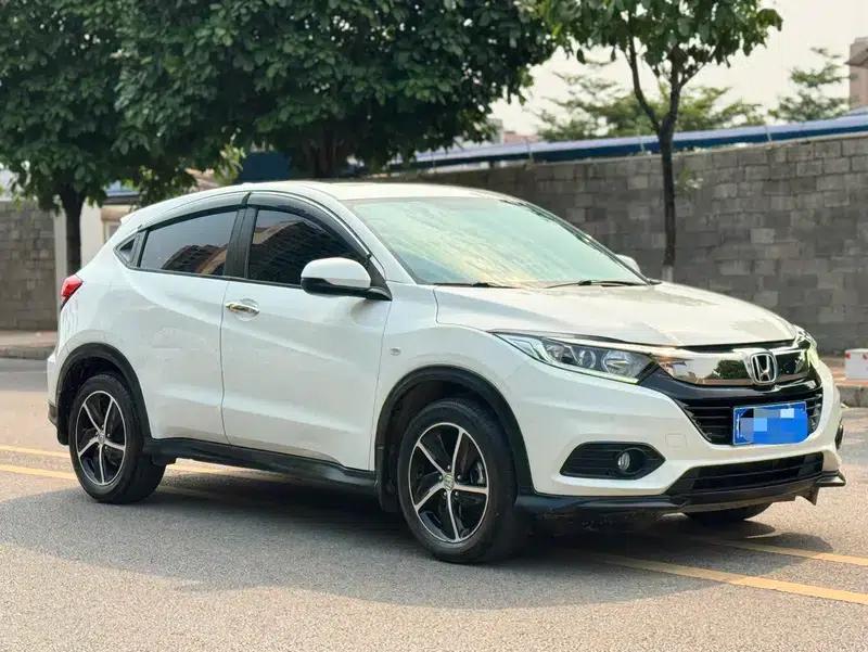 Vezel 2020 1.5L CVT Luxury Edition — миниатюра 3