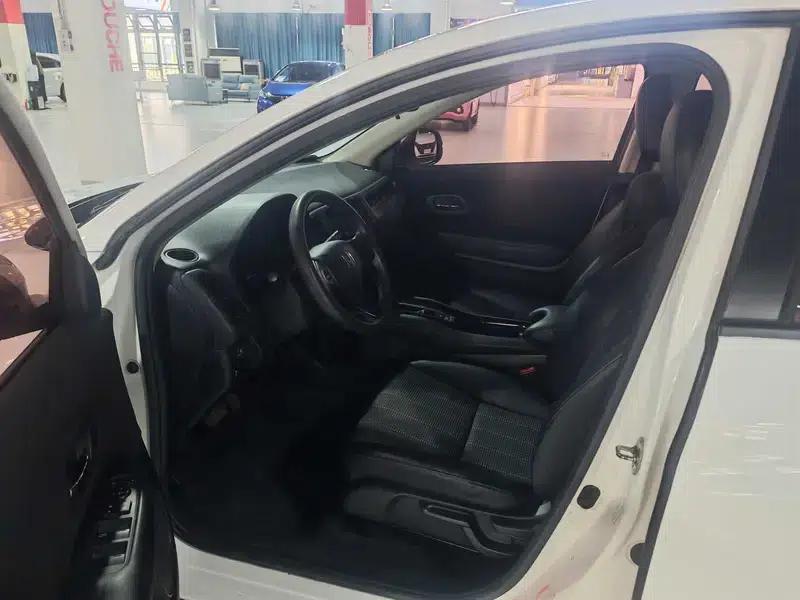Vezel 2017 1.8L CVT 2WD Elite — миниатюра 9