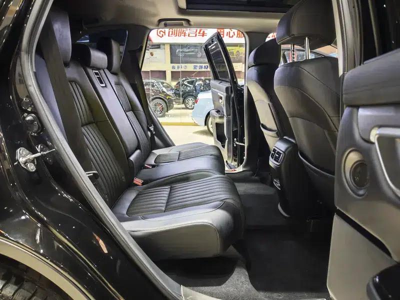2021 Honda CR-V 240TURBO CVT 4WD Premium Edition — миниатюра 23