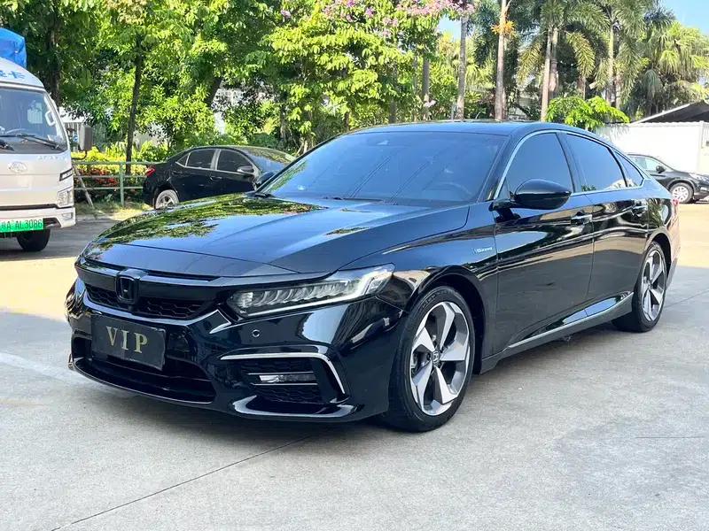 Inspire 2019 Hybrid 2.0L Pure Edition (National VI Emission Standard) — миниатюра 1