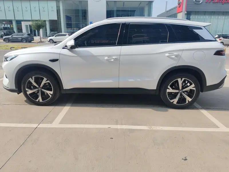 Song Pro DM 2026 DM-i 220KM Superior Edition — миниатюра 3