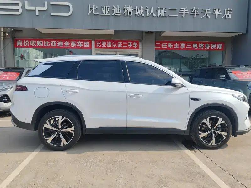 Song Pro DM 2026 DM-i 220KM Superior Edition — миниатюра 6