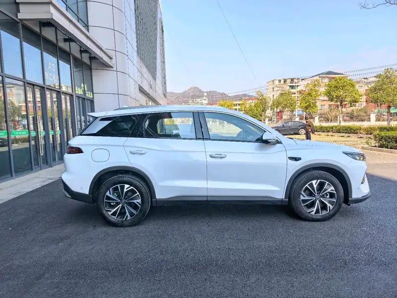Song Pro DM 2025 Model, Second Generation Intelligent Driving Edition DM-i 115KM Superior Type — миниатюра 8