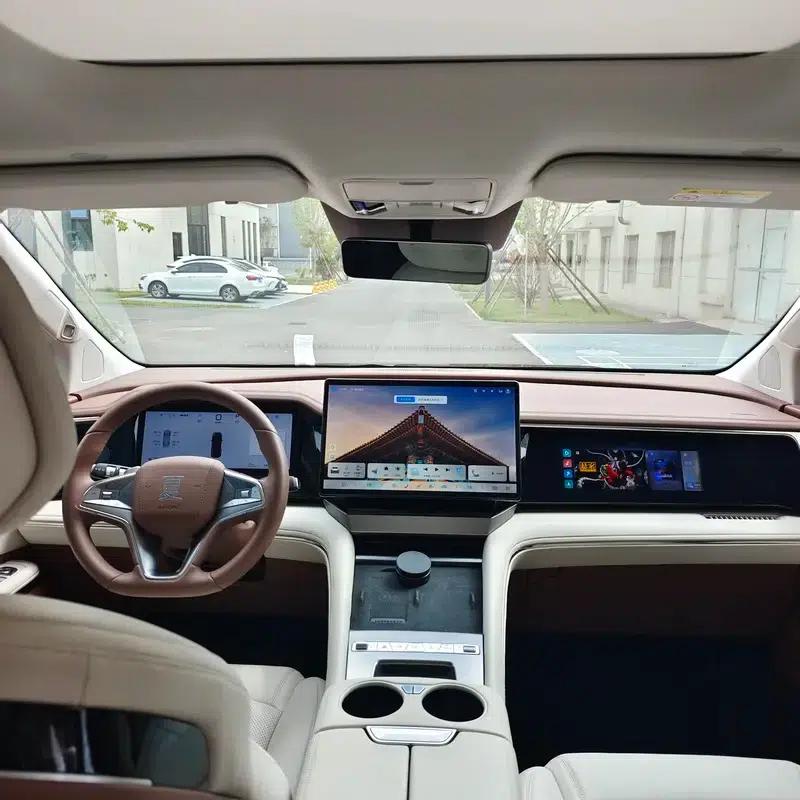 Summer 2025 DM-i 180KM Excellence — миниатюра 15