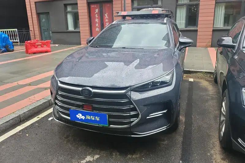 Tang DM 2021 DM-i 1.5T 112KM Premium Edition — миниатюра 1