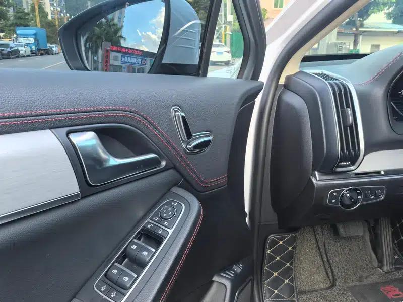 Tang DM 2020 DM 2.0T Dual Engine Four-Wheel Drive Premium 7-Seater National VI Emission Standard — миниатюра 8
