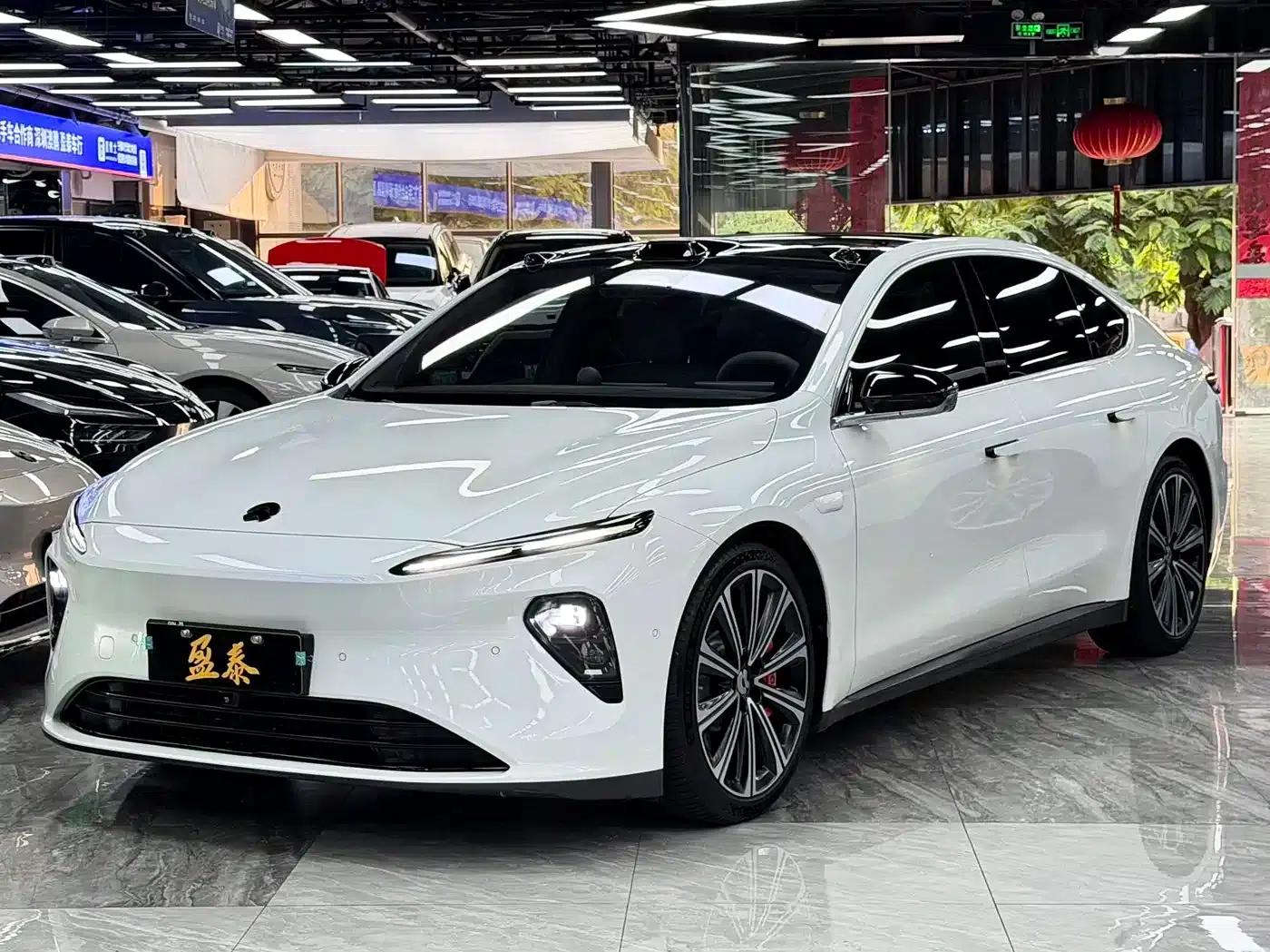 NIO ET7 2024 75kWh Executive Signature Edition — миниатюра 1