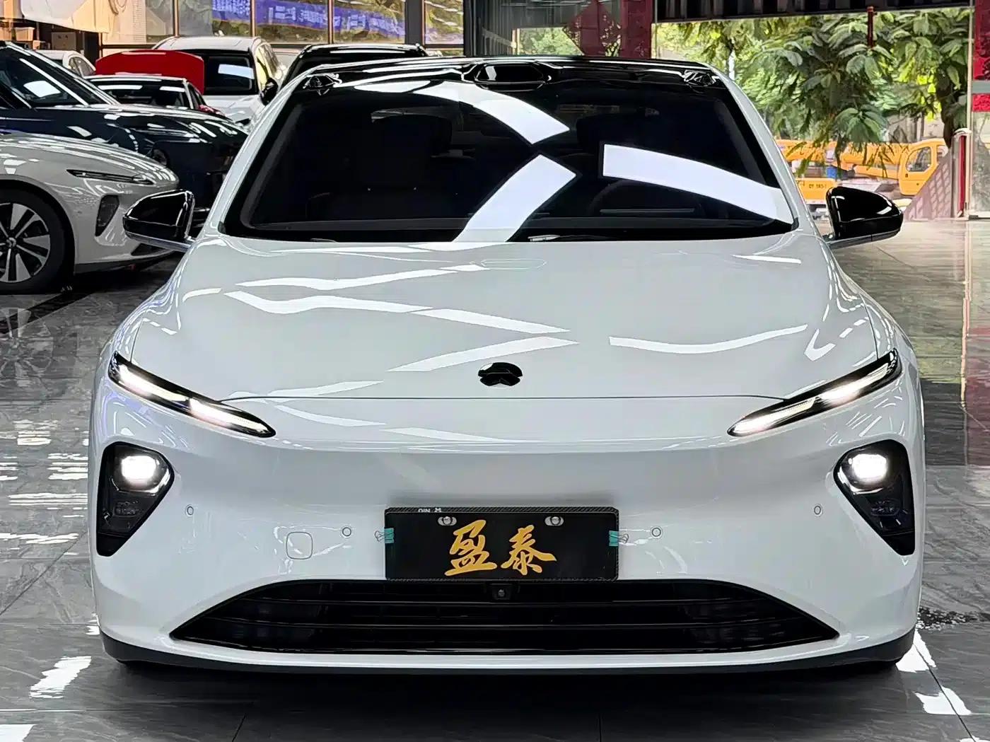NIO ET7 2024 75kWh Executive Signature Edition — миниатюра 2