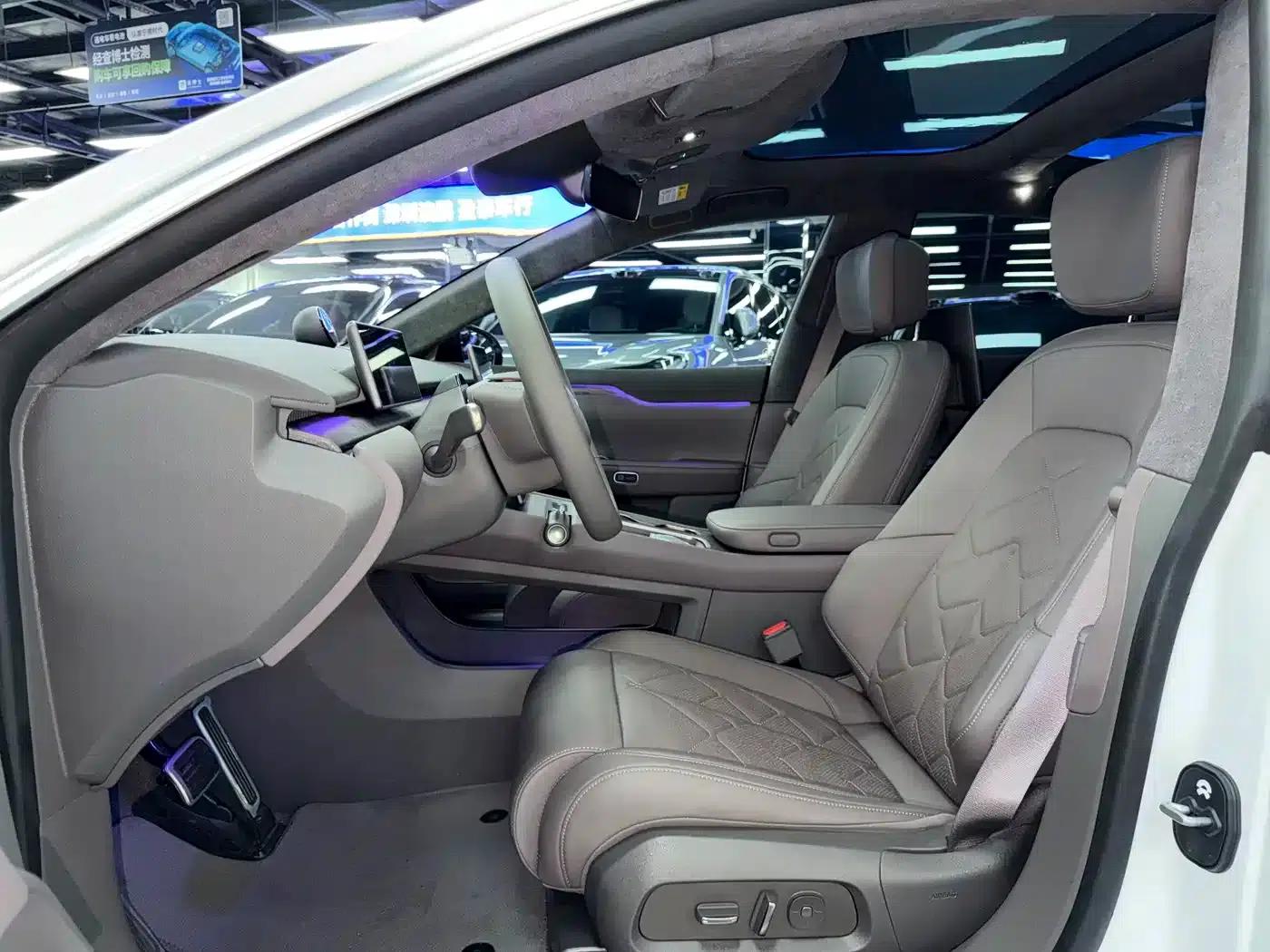 NIO ET7 2024 75kWh Executive Signature Edition — миниатюра 8
