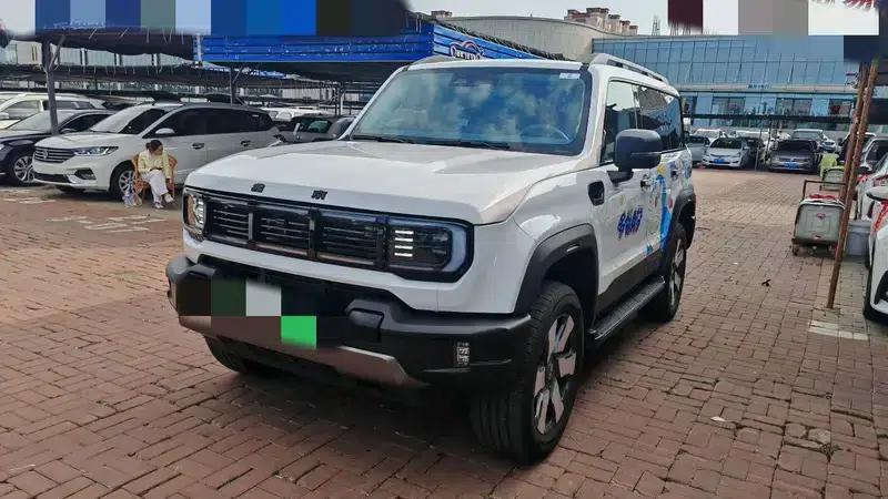 Beijing BJ40 Range Extender 2025 Standard Edition — миниатюра 1