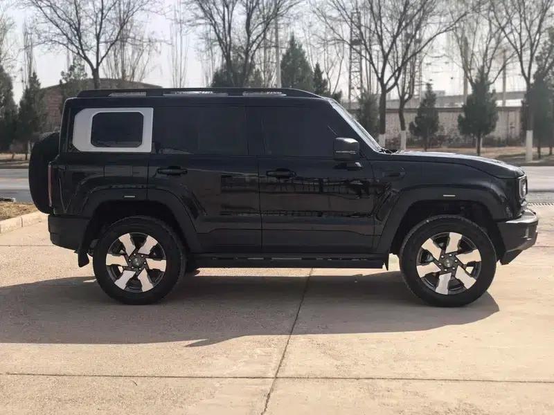 Beijing BJ40 Range Extender 2025 Facelift Advanced Edition — миниатюра 8