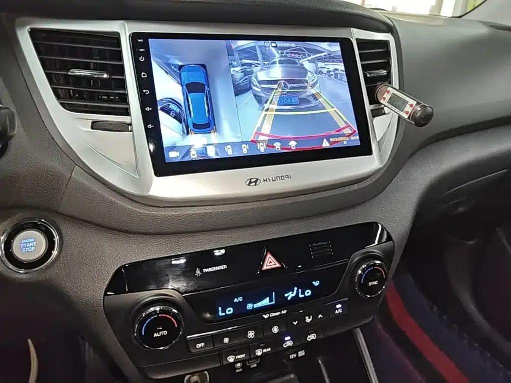 Tucson 2015 1.6T Dual-Clutch Two-Wheel Drive Intelligent Model — миниатюра 13