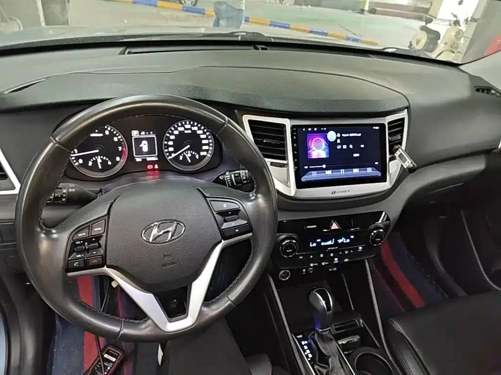 Tucson 2015 1.6T Dual-Clutch Two-Wheel Drive Intelligent Model — миниатюра 10