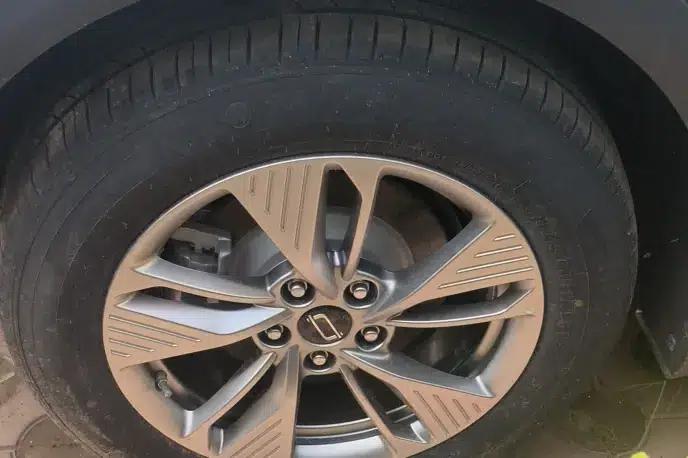 Yueyi 03 2025 Model 445km Heartfelt Edition — миниатюра 10