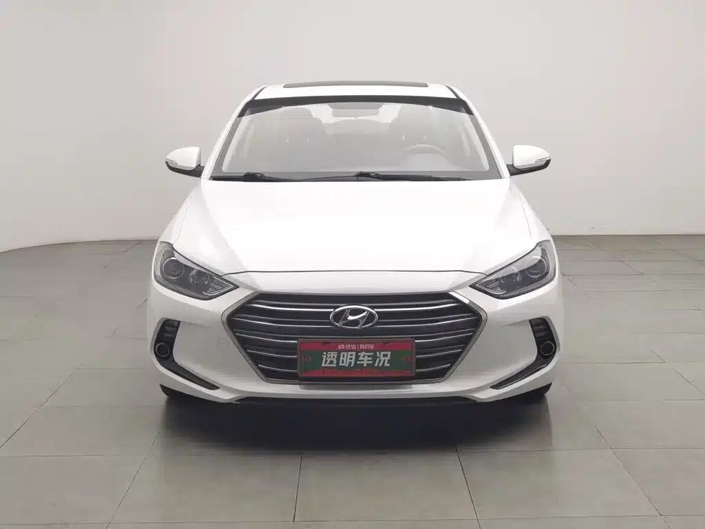 Hyundai Elantra 2016 1.6L Automatic Smart Elite Edition — миниатюра 3