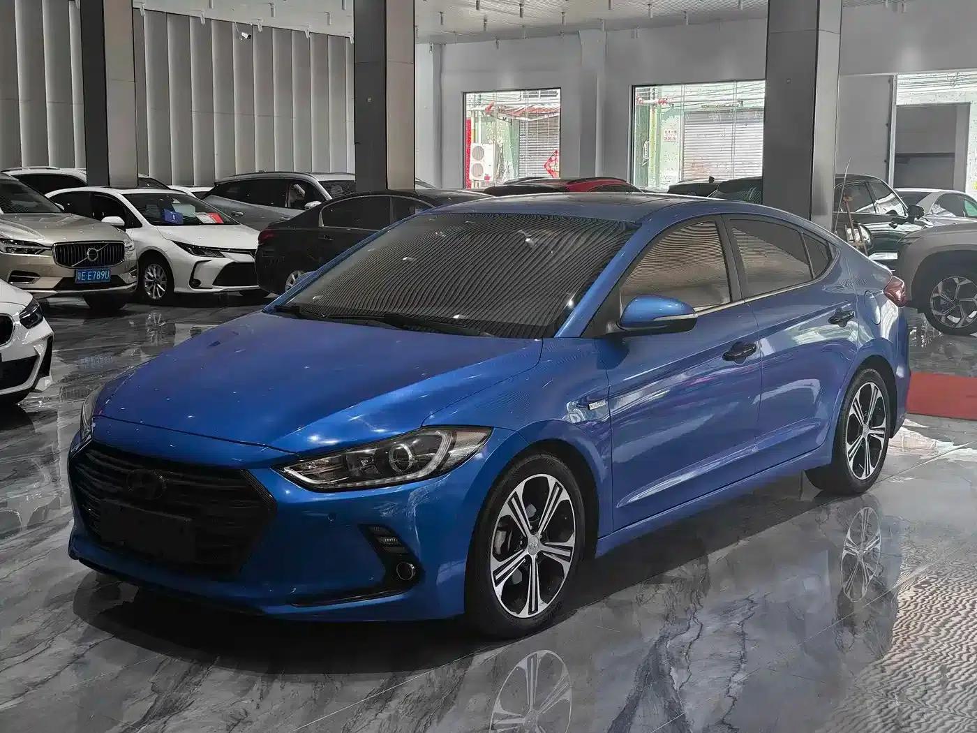 Hyundai Elantra 2016 1.4T Dual-Clutch Dynamic Flagship Edition — миниатюра 3